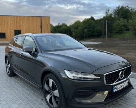 Вольво B60 2019 в Львове на Automoto.ua Серый Вольво B60, объемом двигателя 2 л и пробегом 73 тыс. км за 29500 $, фото 1 на Automoto.ua