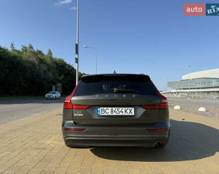 Вольво B60 2019 в Львове на Automoto.ua Серый Вольво B60, объемом двигателя 2 л и пробегом 132 тыс. км за 26990 $, фото 12 на Automoto.ua