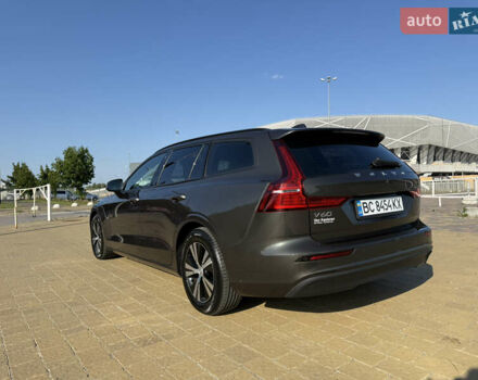 Вольво B60 2019 в Львове на Automoto.ua Серый Вольво B60, объемом двигателя 2 л и пробегом 132 тыс. км за 26990 $, фото 13 на Automoto.ua