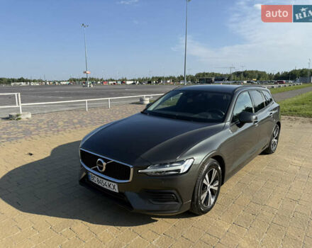 Вольво B60 2019 в Львове на Automoto.ua Серый Вольво B60, объемом двигателя 2 л и пробегом 132 тыс. км за 26990 $, фото 10 на Automoto.ua
