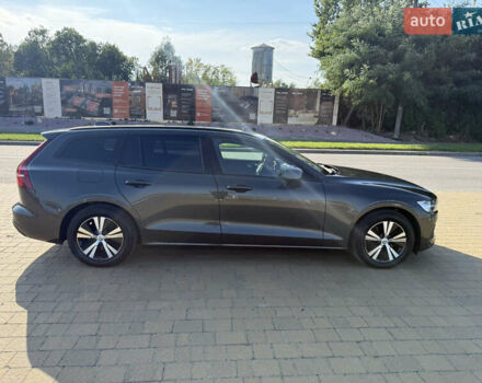 Вольво B60 2019 в Львове на Automoto.ua Серый Вольво B60, объемом двигателя 2 л и пробегом 132 тыс. км за 26990 $, фото 8 на Automoto.ua
