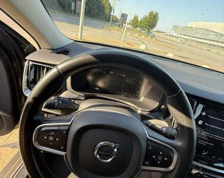 Вольво B60 2019 в Львове на Automoto.ua Серый Вольво B60, объемом двигателя 2 л и пробегом 132 тыс. км за 26990 $, фото 20 на Automoto.ua