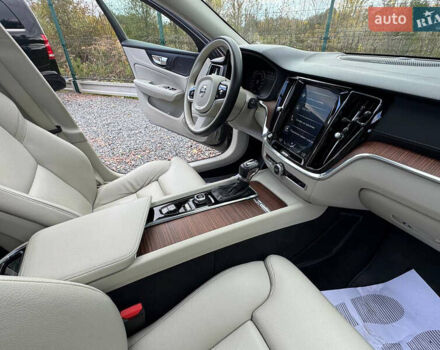 Серый Вольво B60, объемом двигателя 1.97 л и пробегом 69 тыс. км за 20999 $, фото 75 на Automoto.ua