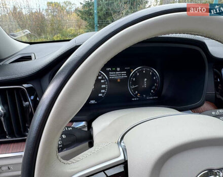 Вольво B60 2020 в Дрогобыче на Automoto.ua Серый Вольво B60, объемом двигателя 1.97 л и пробегом 69 тыс. км за 21500 $, фото 56 на Automoto.ua