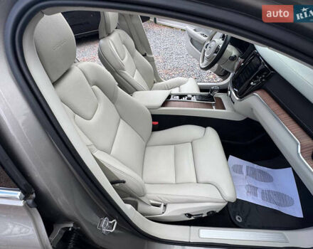 Серый Вольво B60, объемом двигателя 1.97 л и пробегом 69 тыс. км за 20999 $, фото 74 на Automoto.ua