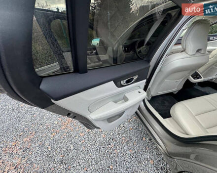 Вольво B60 2020 в Дрогобыче на Automoto.ua Серый Вольво B60, объемом двигателя 1.97 л и пробегом 69 тыс. км за 21500 $, фото 91 на Automoto.ua