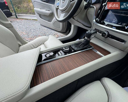 Серый Вольво B60, объемом двигателя 1.97 л и пробегом 69 тыс. км за 20999 $, фото 76 на Automoto.ua