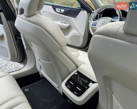 Серый Вольво B60, объемом двигателя 1.97 л и пробегом 69 тыс. км за 20999 $, фото 85 на Automoto.ua