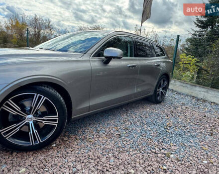 Вольво B60 2020 в Дрогобыче на Automoto.ua Серый Вольво B60, объемом двигателя 1.97 л и пробегом 69 тыс. км за 21500 $, фото 12 на Automoto.ua