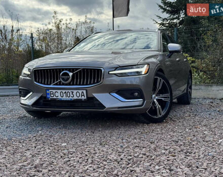 Вольво B60 2020 в Дрогобыче на Automoto.ua Серый Вольво B60, объемом двигателя 1.97 л и пробегом 69 тыс. км за 21500 $, фото 7 на Automoto.ua