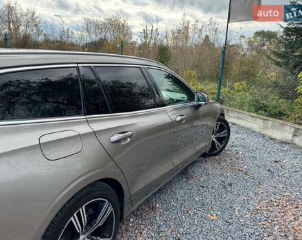 Вольво B60 2020 в Дрогобыче на Automoto.ua Серый Вольво B60, объемом двигателя 1.97 л и пробегом 69 тыс. км за 21500 $, фото 33 на Automoto.ua