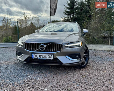 Вольво B60 2020 в Дрогобыче на Automoto.ua Серый Вольво B60, объемом двигателя 1.97 л и пробегом 69 тыс. км за 21500 $, фото 3 на Automoto.ua