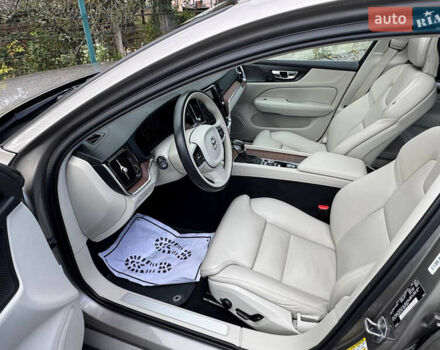 Серый Вольво B60, объемом двигателя 1.97 л и пробегом 69 тыс. км за 20999 $, фото 55 на Automoto.ua