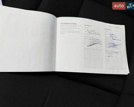 Серый Вольво B60, объемом двигателя 1.97 л и пробегом 229 тыс. км за 18800 $, фото 37 на Automoto.ua