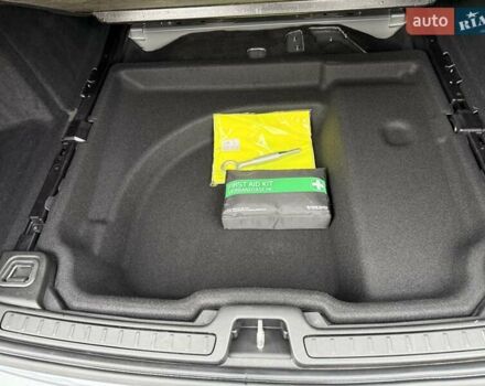 Серый Вольво B60, объемом двигателя 1.97 л и пробегом 229 тыс. км за 18800 $, фото 32 на Automoto.ua