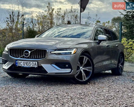 Вольво B60 2020 в Дрогобыче на Automoto.ua Серый Вольво B60, объемом двигателя 1.97 л и пробегом 69 тыс. км за 21500 $, фото 5 на Automoto.ua