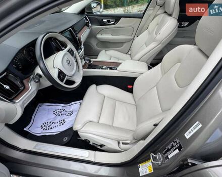 Серый Вольво B60, объемом двигателя 1.97 л и пробегом 69 тыс. км за 20999 $, фото 67 на Automoto.ua