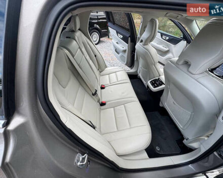 Серый Вольво B60, объемом двигателя 1.97 л и пробегом 69 тыс. км за 20999 $, фото 89 на Automoto.ua