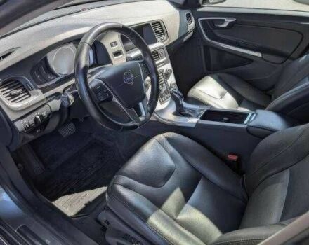 Серый Вольво B60, объемом двигателя 2 л и пробегом 89 тыс. км за 10000 $, фото 8 на Automoto.ua