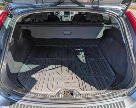 Серый Вольво B60, объемом двигателя 2 л и пробегом 89 тыс. км за 10000 $, фото 12 на Automoto.ua