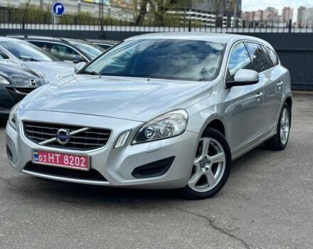 Серый Вольво B60, объемом двигателя 2 л и пробегом 217 тыс. км за 12300 $, фото 1 на Automoto.ua