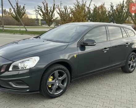 Вольво B60 2011 в Луцке на Automoto.ua Серый Вольво B60, объемом двигателя 1.98 л и пробегом 287 тыс. км за 12500 $, фото 1 на Automoto.ua