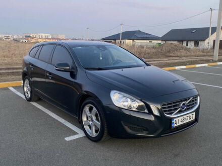 Сірий Вольво B60, об'ємом двигуна 2 л та пробігом 380 тис. км за 9800 $, фото 1 на Automoto.ua