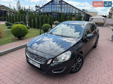 Сірий Вольво B60, об'ємом двигуна 1.98 л та пробігом 294 тис. км за 10750 $, фото 1 на Automoto.ua