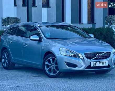 Сірий Вольво B60, об'ємом двигуна 1.6 л та пробігом 222 тис. км за 10800 $, фото 1 на Automoto.ua