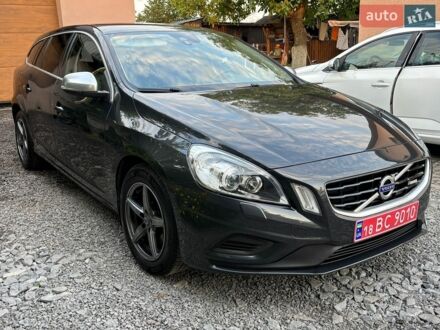 Сірий Вольво B60, об'ємом двигуна 2 л та пробігом 217 тис. км за 10900 $, фото 1 на Automoto.ua