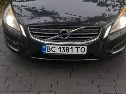 Вольво B60 2013 в Львове на Automoto.ua Серый Вольво B60, объемом двигателя 1.6 л и пробегом 226 тыс. км за 10200 $, фото 1 на Automoto.ua