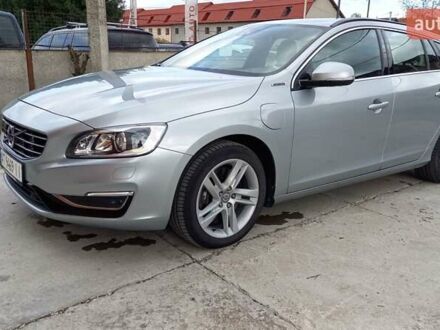 Сірий Вольво B60, об'ємом двигуна 2.4 л та пробігом 184 тис. км за 17200 $, фото 1 на Automoto.ua