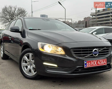 Серый Вольво B60, объемом двигателя 2 л и пробегом 243 тыс. км за 14500 $, фото 1 на Automoto.ua