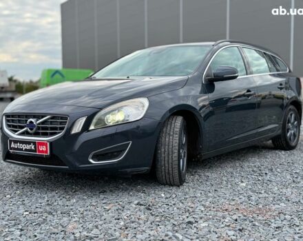 Серый Вольво B60, объемом двигателя 1.6 л и пробегом 237 тыс. км за 9690 $, фото 1 на Automoto.ua