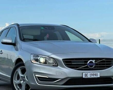 Сірий Вольво B60, об'ємом двигуна 1.97 л та пробігом 218 тис. км за 15200 $, фото 1 на Automoto.ua