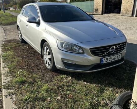 Серый Вольво B60, объемом двигателя 1.6 л и пробегом 255 тыс. км за 12300 $, фото 1 на Automoto.ua