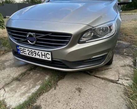 Серый Вольво B60, объемом двигателя 2 л и пробегом 299 тыс. км за 14000 $, фото 1 на Automoto.ua