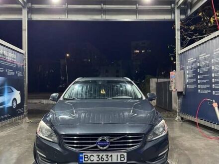 Серый Вольво B60, объемом двигателя 2 л и пробегом 290 тыс. км за 10900 $, фото 1 на Automoto.ua