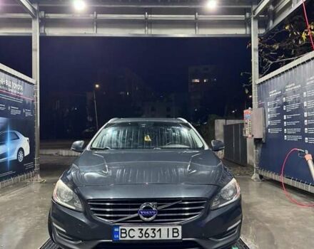 Серый Вольво B60, объемом двигателя 2 л и пробегом 290 тыс. км за 10900 $, фото 1 на Automoto.ua