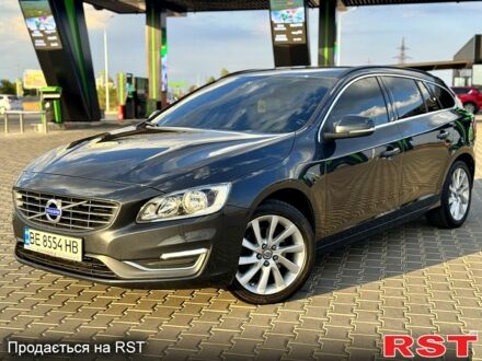 Серый Вольво B60, объемом двигателя 1.6 л и пробегом 228 тыс. км за 12500 $, фото 1 на Automoto.ua