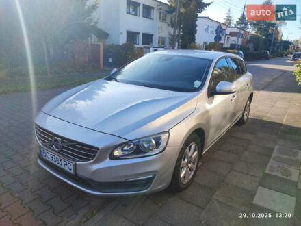 Серый Вольво B60, объемом двигателя 1.56 л и пробегом 262 тыс. км за 11600 $, фото 1 на Automoto.ua