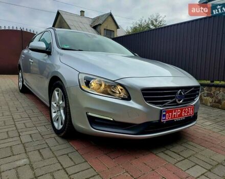 Серый Вольво B60, объемом двигателя 1.97 л и пробегом 221 тыс. км за 12999 $, фото 1 на Automoto.ua