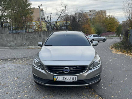 Вольво B60 2015 у Обухове на Automoto.ua Сірий Вольво B60, об'ємом двигуна 1.97 л та пробігом 256 тис. км за 11500 $, фото 1 на Automoto.ua