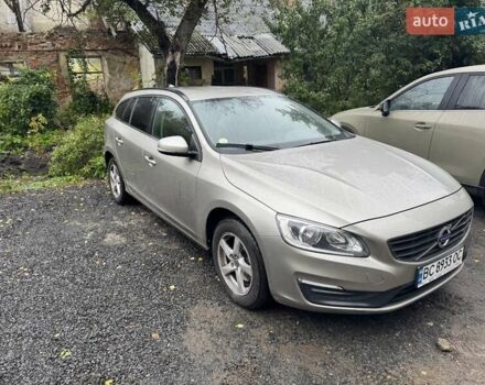 Сірий Вольво B60, об'ємом двигуна 1.97 л та пробігом 211 тис. км за 13500 $, фото 1 на Automoto.ua
