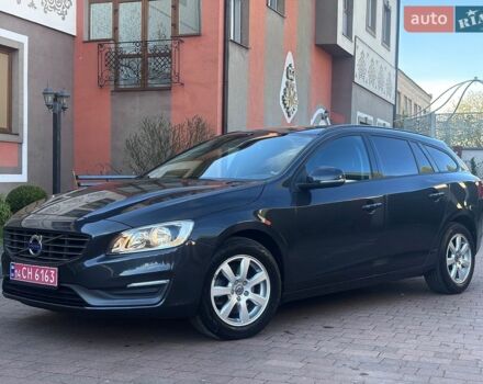 Серый Вольво B60, объемом двигателя 1.6 л и пробегом 206 тыс. км за 11750 $, фото 1 на Automoto.ua