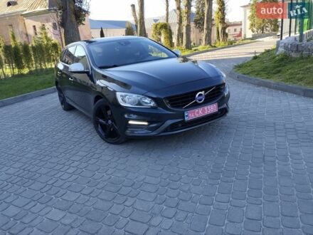 Сірий Вольво B60, об'ємом двигуна 2 л та пробігом 271 тис. км за 12999 $, фото 1 на Automoto.ua