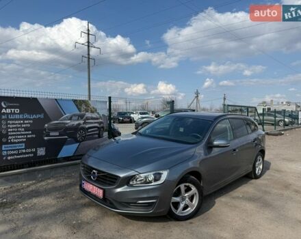 Сірий Вольво B60, об'ємом двигуна 1.97 л та пробігом 212 тис. км за 15500 $, фото 1 на Automoto.ua