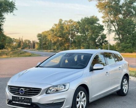 Серый Вольво B60, объемом двигателя 2 л и пробегом 205 тыс. км за 13820 $, фото 1 на Automoto.ua