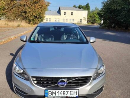 Сірий Вольво B60, об'ємом двигуна 2 л та пробігом 237 тис. км за 15223 $, фото 1 на Automoto.ua