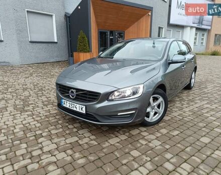 Серый Вольво B60, объемом двигателя 1.97 л и пробегом 214 тыс. км за 13700 $, фото 1 на Automoto.ua